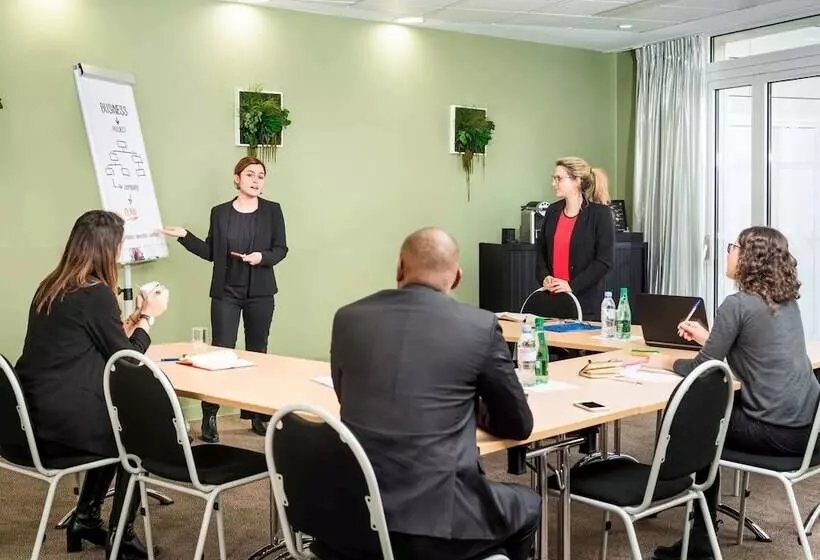 Fotos del hotel Apart Adagio Access La Défense Puteaux:  13