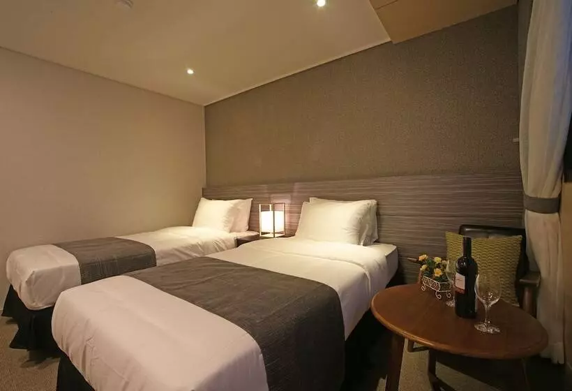 Fotos del hotel Ijin:  15