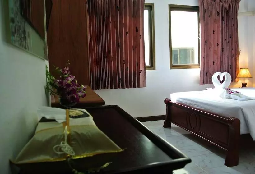 Fotos del hotel Karon Sunshine Guesthouse & Bar:  16