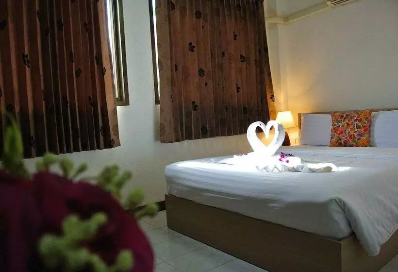 Fotos del hotel Karon Sunshine Guesthouse & Bar:  15