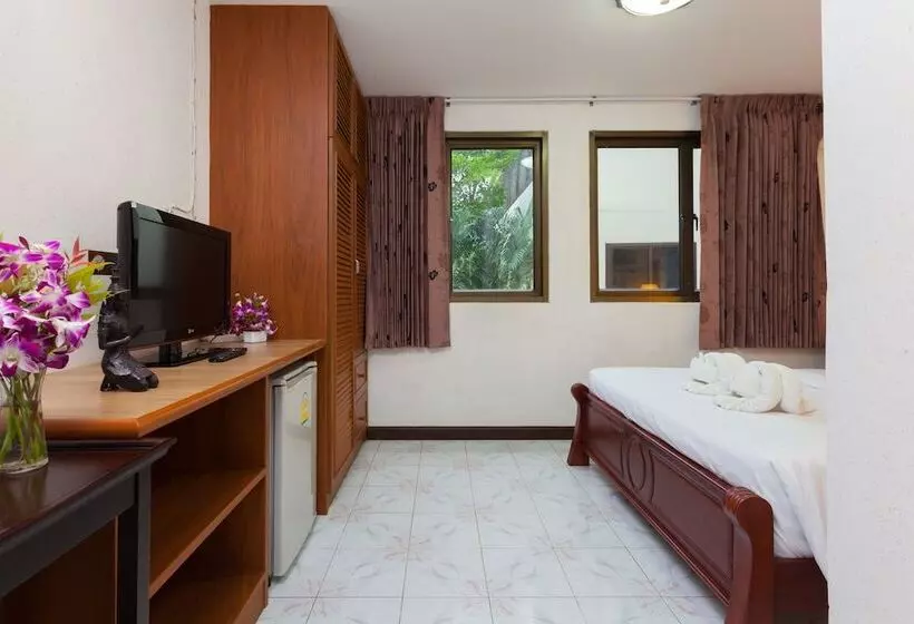 Fotos del hotel Karon Sunshine Guesthouse & Bar:  18