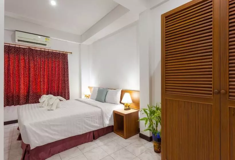 Fotos del hotel Karon Sunshine Guesthouse & Bar:  9