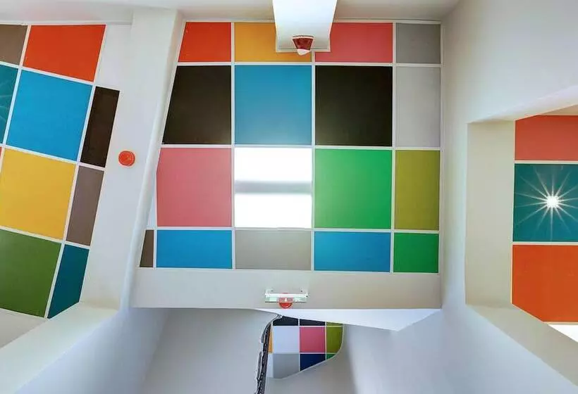 Fotos del hotel Colors Central Ladadika:  3