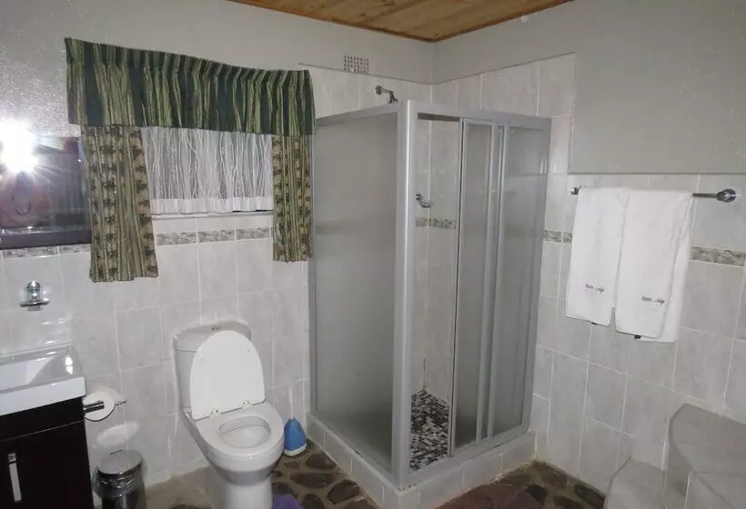 Fotos del hotel Parrot Lodge:  6
