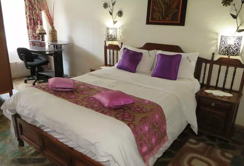 Fotos del hotel Parrot Lodge:  24