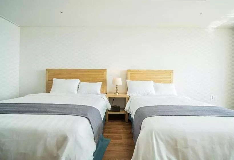 Fotos del hotel Breeze Bay:  11