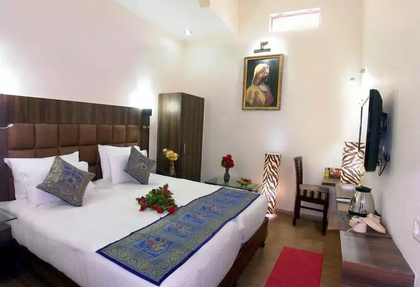 Fotos del hotel Dolphinn Agra:  7