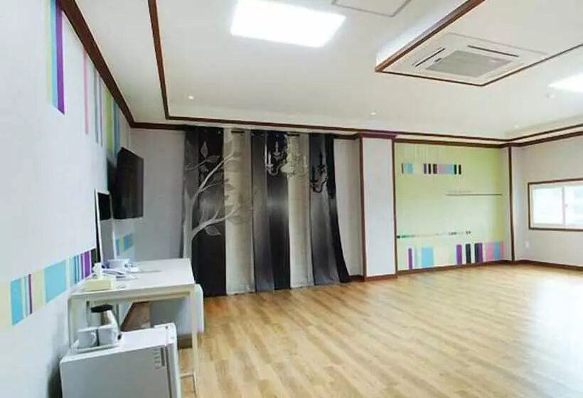 Fotos del hotel Seongsan Aqua Beach:  3