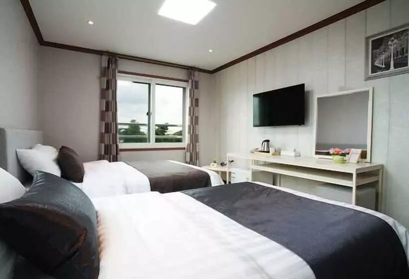 Fotos del hotel Seongsan Aqua Beach:  2