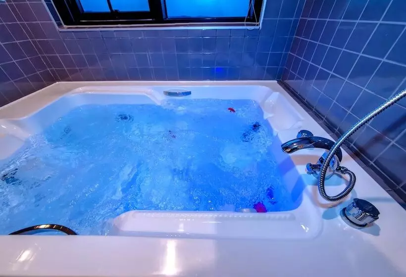 Fotos del hotel Donnaekohill Resort:  10