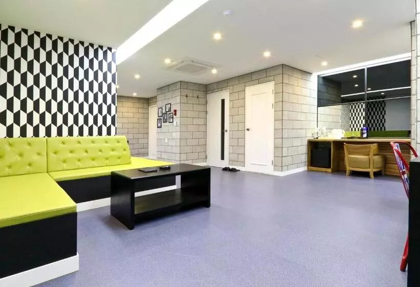 Fotos del hotel Home:  2