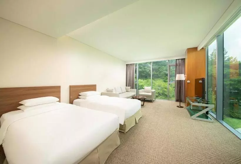 Fotos del hotel The We:  20