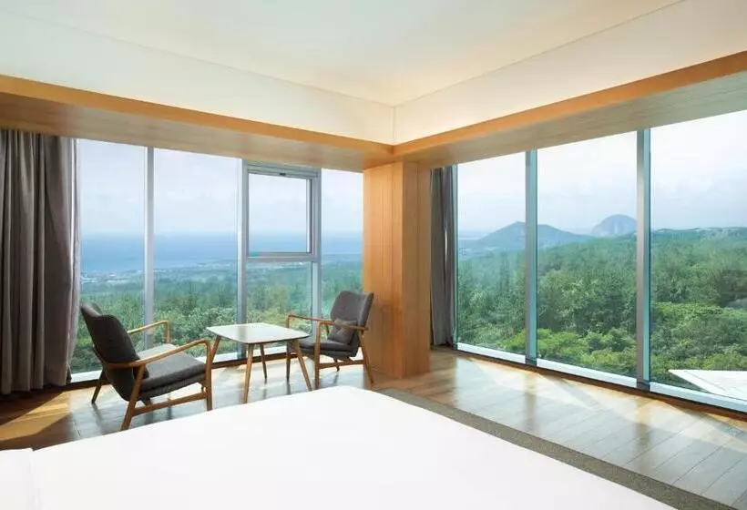 Fotos del hotel The We:  25