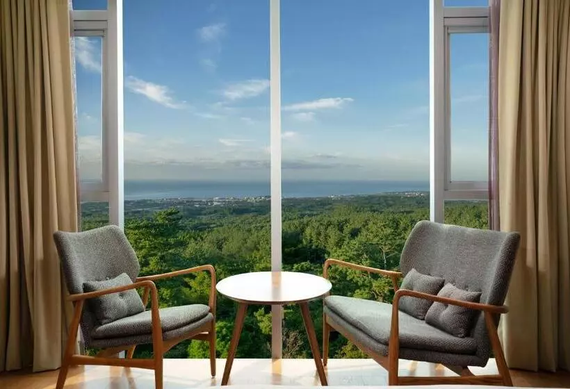 Fotos del hotel The We:  5