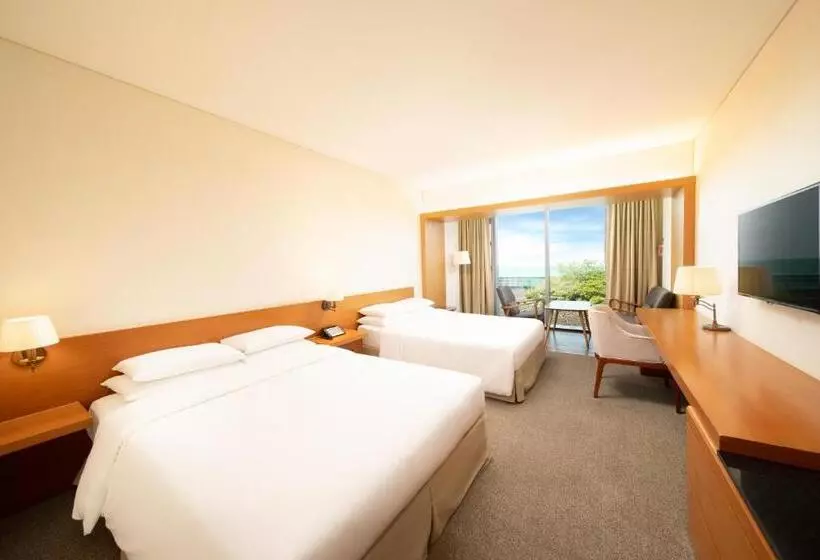 Fotos del hotel The We:  21