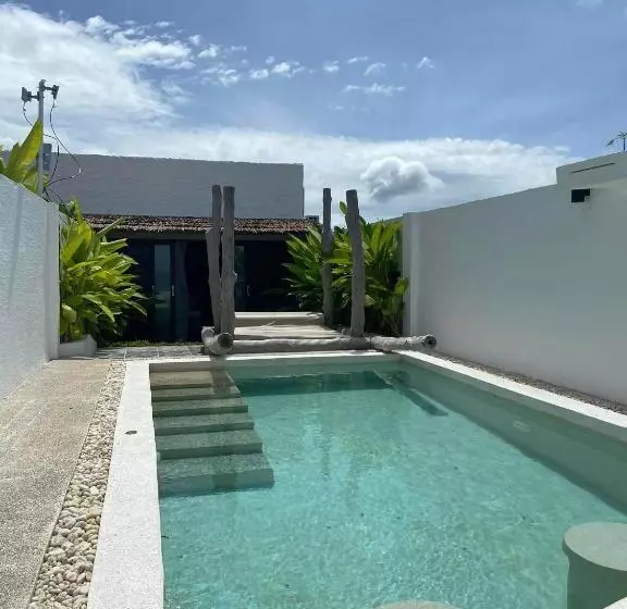 Capital O 716 El Nido Bayview Resort