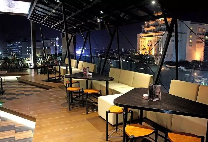 Fotos del hotel Maxonehotels.com At Tidar:  23