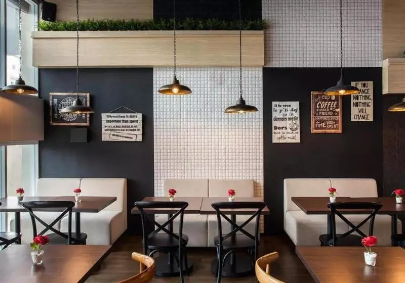 Fotos del hotel Maxonehotels.com At Tidar:  24