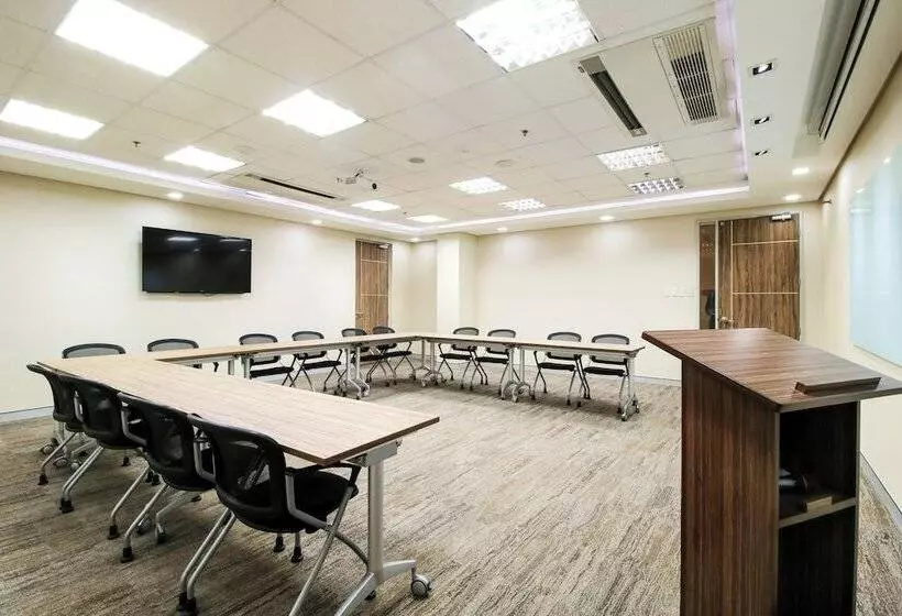 Fotos del hotel Red Planet Manila Amorsolo:  5