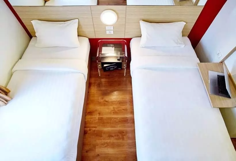 Fotos del hotel Red Planet Manila Amorsolo:  24