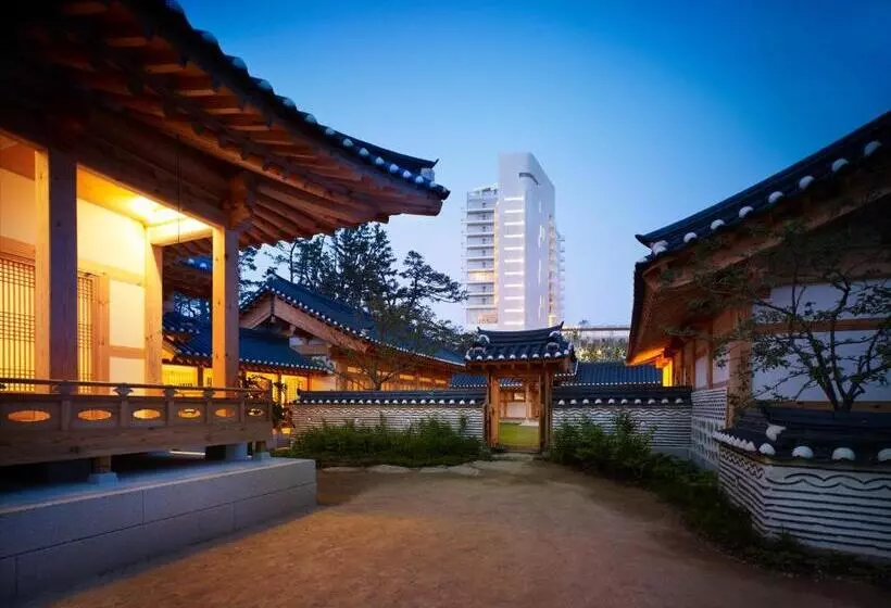 Fotos del hotel Seamarq:  2