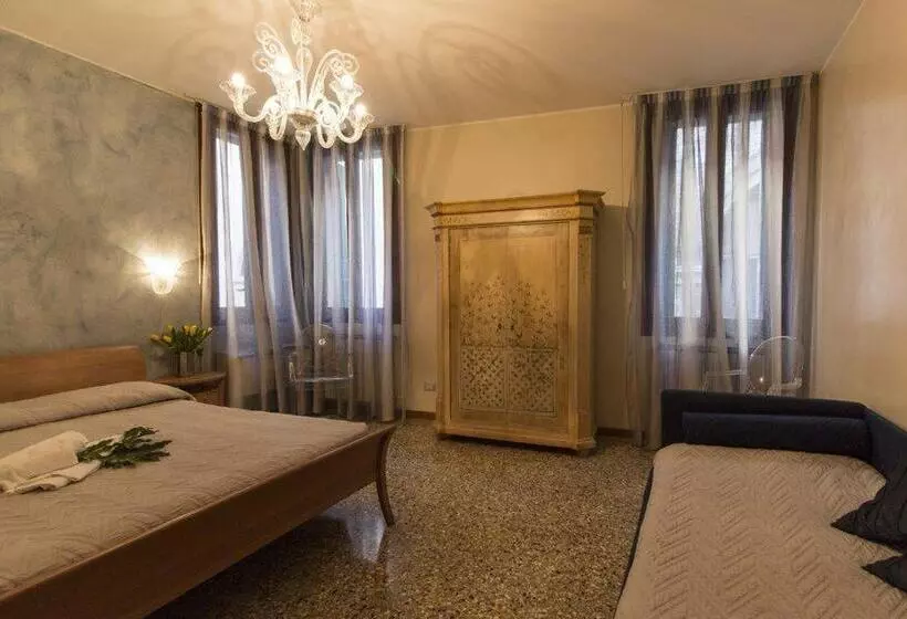 Fotos del hotel Taverna San Lio:  22