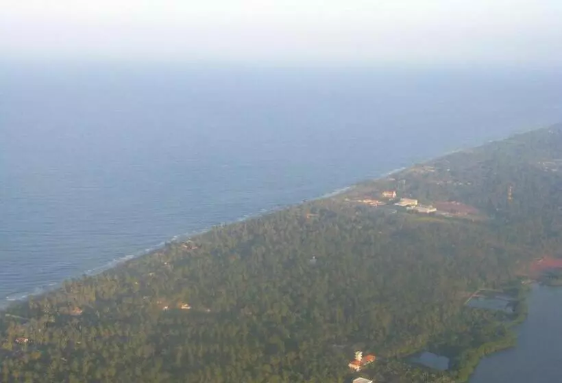 Fotos del hotel Lagoon Paradise:  9