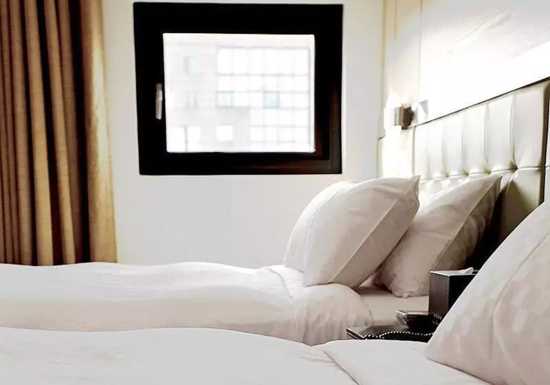 Royal Group Hotel Ho Yi Branch