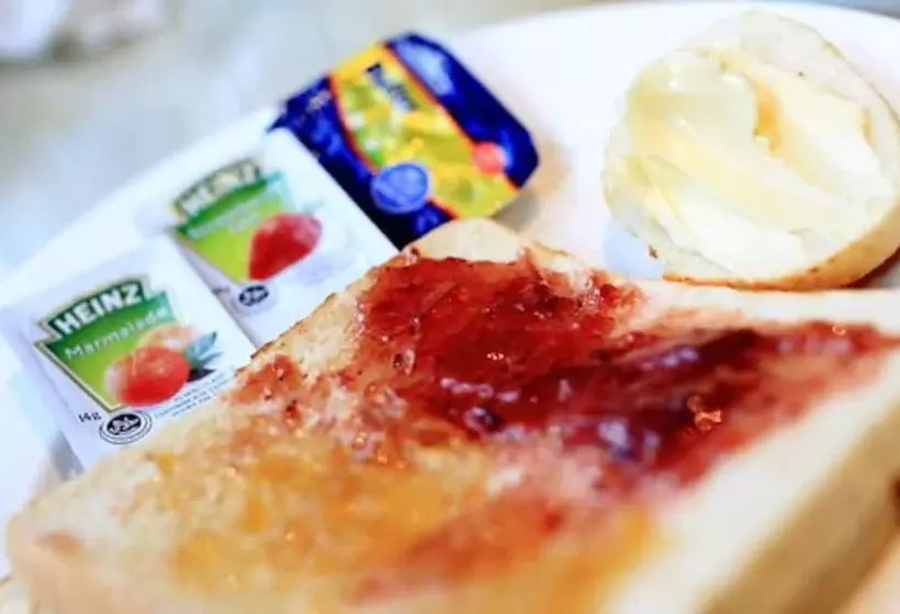 Fotos del hotel The Tree House:  13