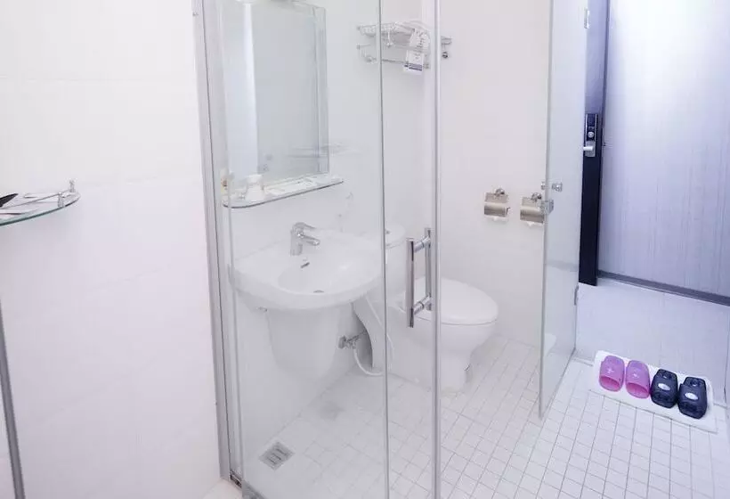 Fotos del hotel Just Enjoy Business:  6