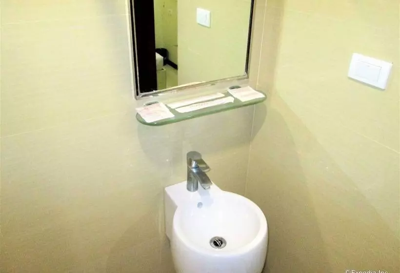 Fotos del hotel Marianne Suites:  25