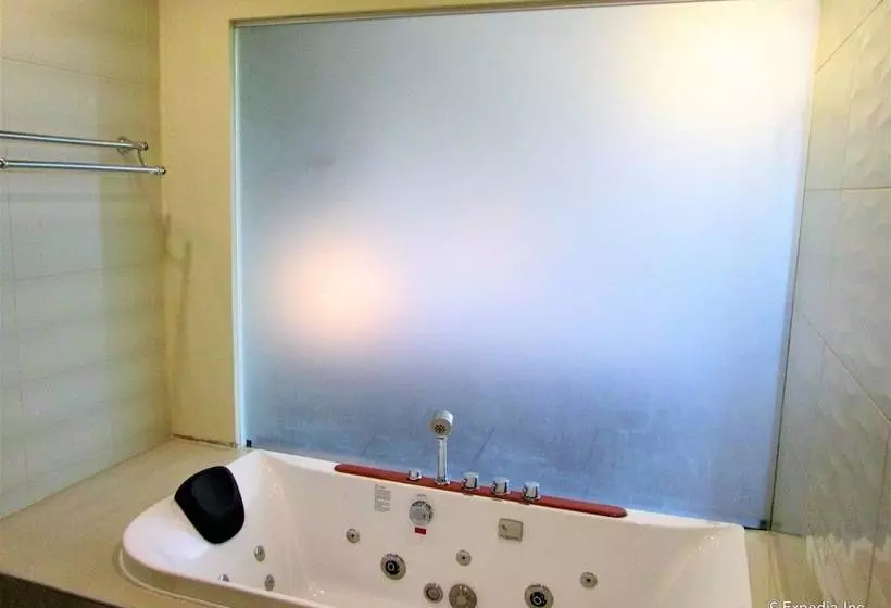 Fotos del hotel Marianne Suites:  6