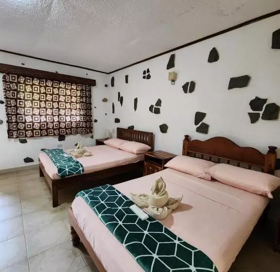 Fotos del hotel Tiptop Hotel, Resto And Delishop:  24