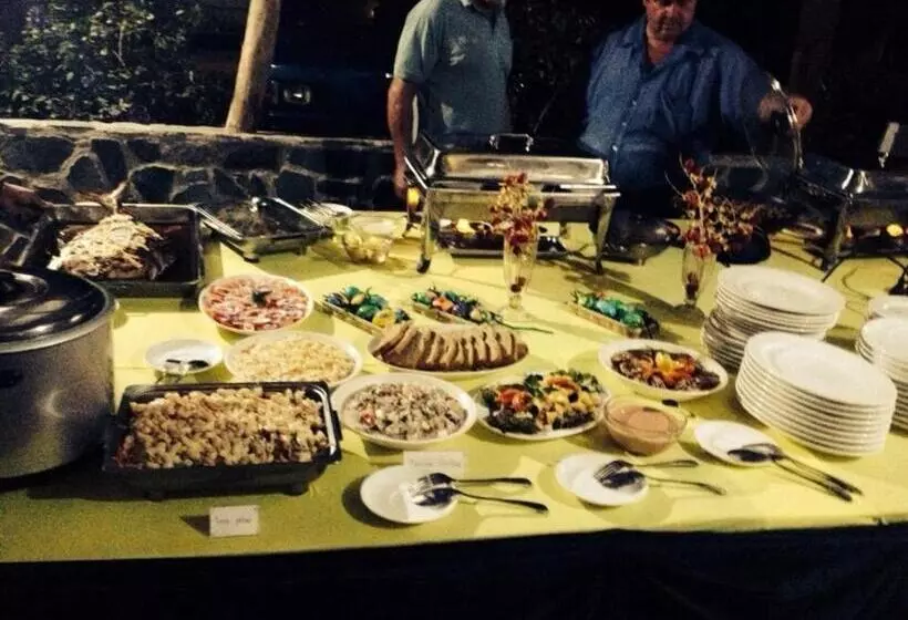 Fotos del hotel Tiptop Hotel, Resto And Delishop:  11