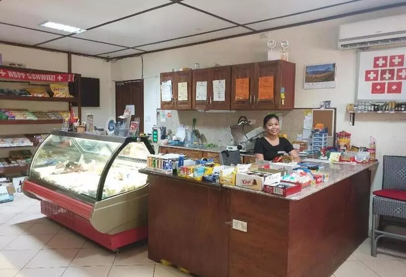 Fotos del hotel Tiptop Hotel, Resto And Delishop:  16