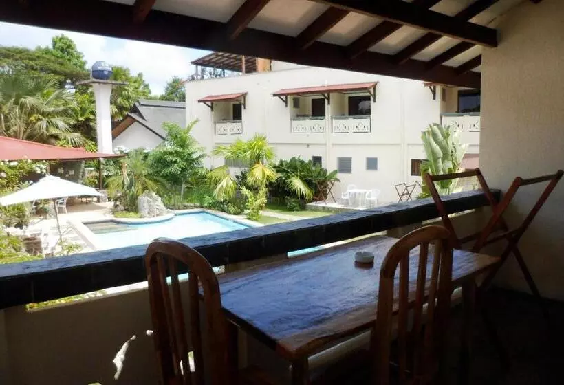 Fotos del hotel Tiptop Hotel, Resto And Delishop:  12