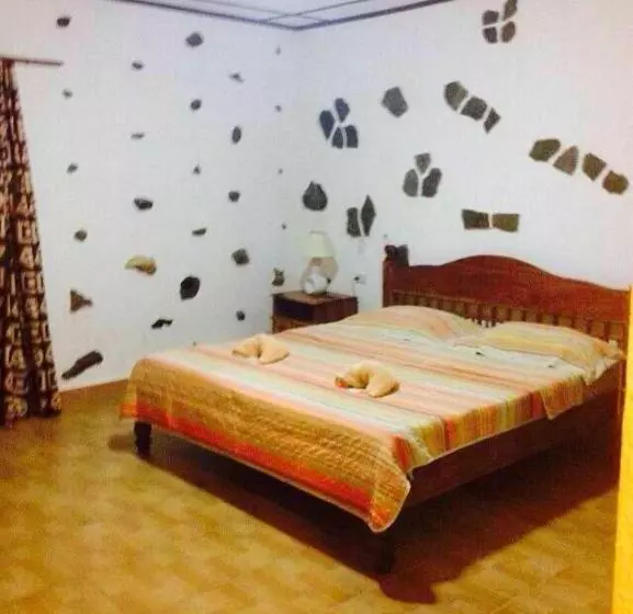 Fotos del hotel Tiptop Hotel, Resto And Delishop:  2