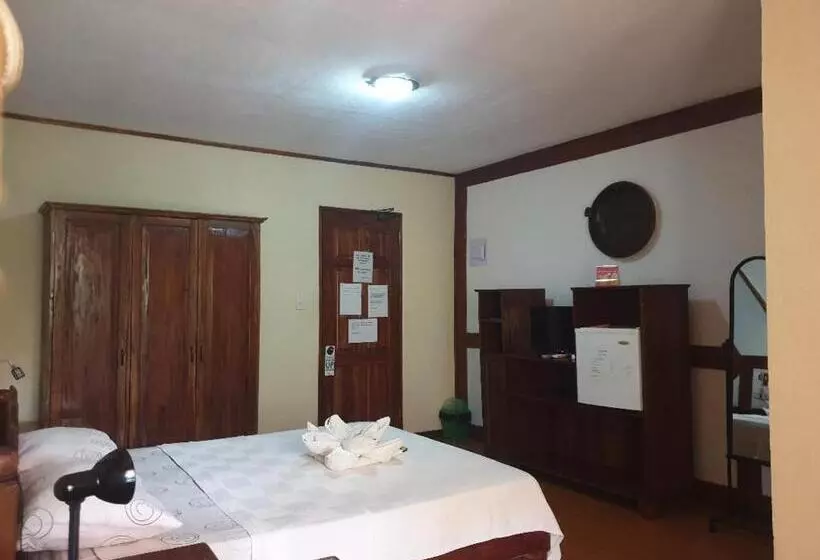 Fotos del hotel Tiptop Hotel, Resto And Delishop:  23