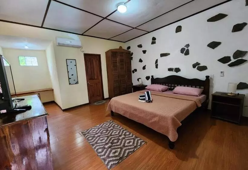 Fotos del hotel Tiptop Hotel, Resto And Delishop:  22