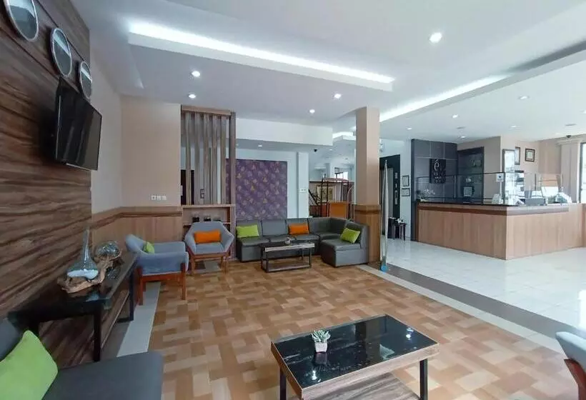 Fotos del hotel El  Grande Malang:  20