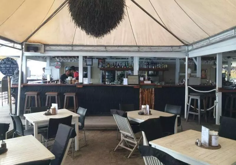 Fotos del hotel Scallywags Resort:  23