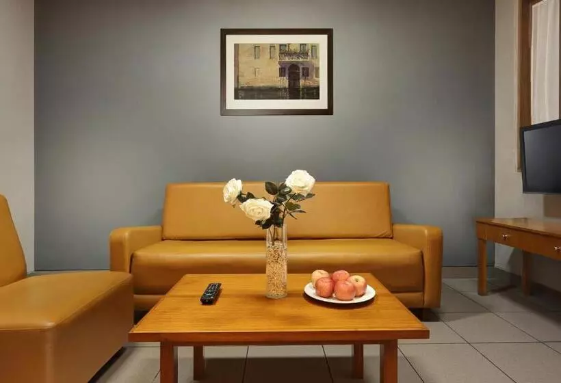 Fotos del hotel Ilos:  18