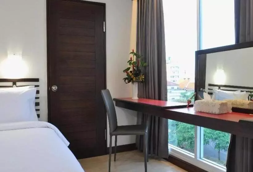 Fotos del hotel The Color Hotel Hat Yai:  2