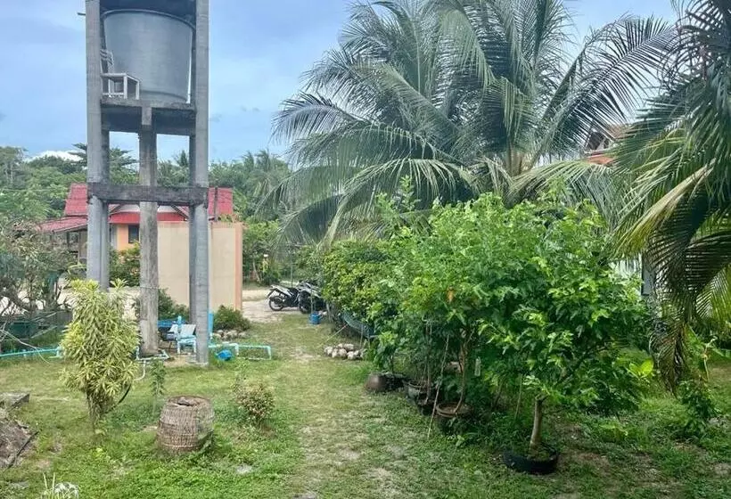 Fotos del hotel First Villa Beach Resort:  11