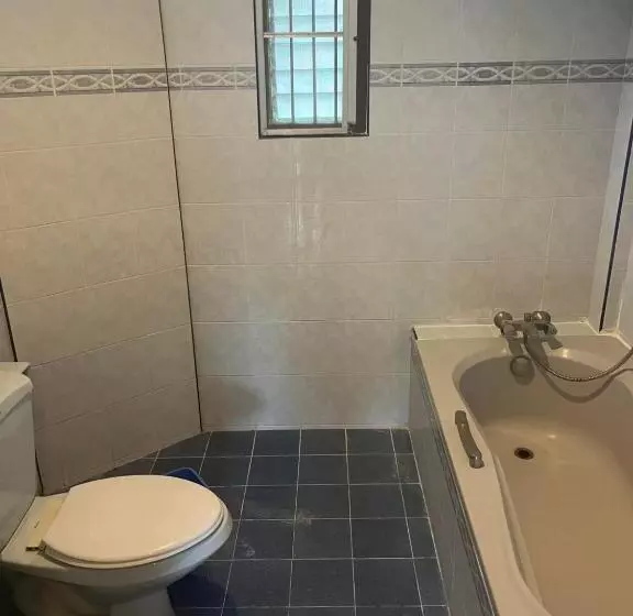 Fotos del hotel First Villa Beach Resort:  16