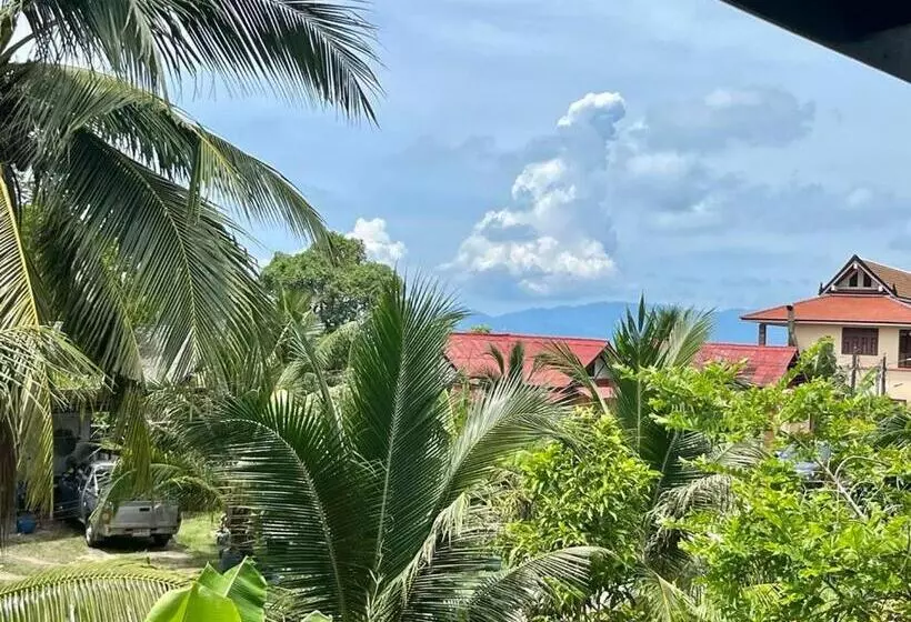 Fotos del hotel First Villa Beach Resort:  7