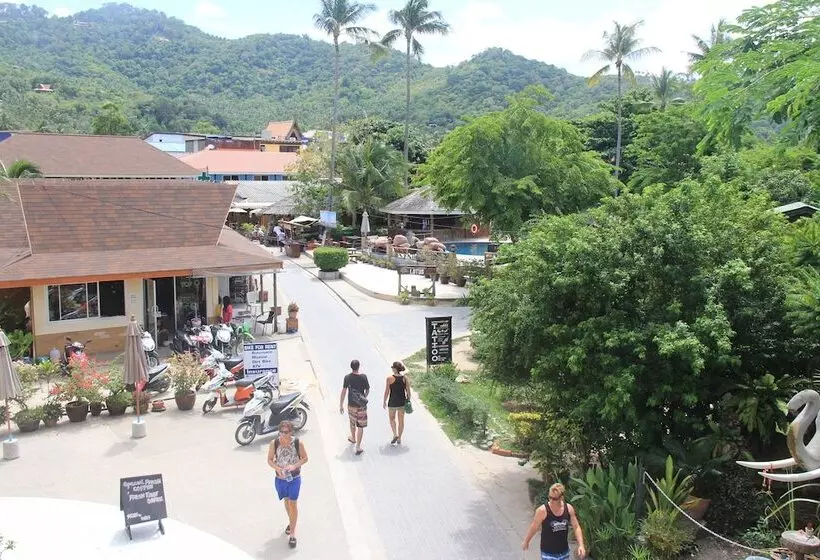 Fotos del hotel Lotus Paradise Resort:  15