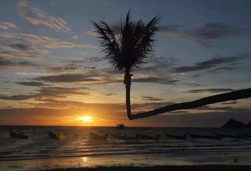 Fotos del hotel Lotus Paradise Resort:  8