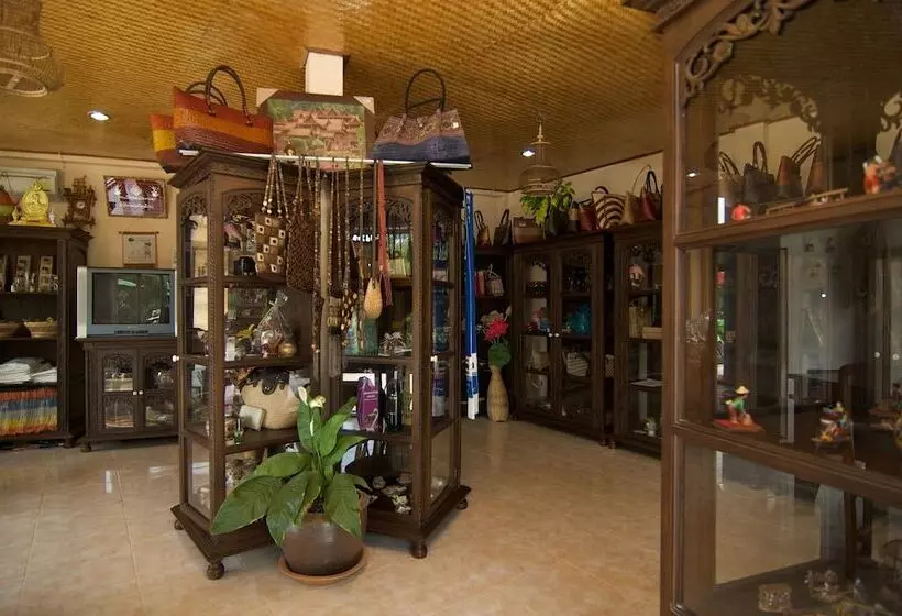 Fotos del hotel Lotus Paradise Resort:  14