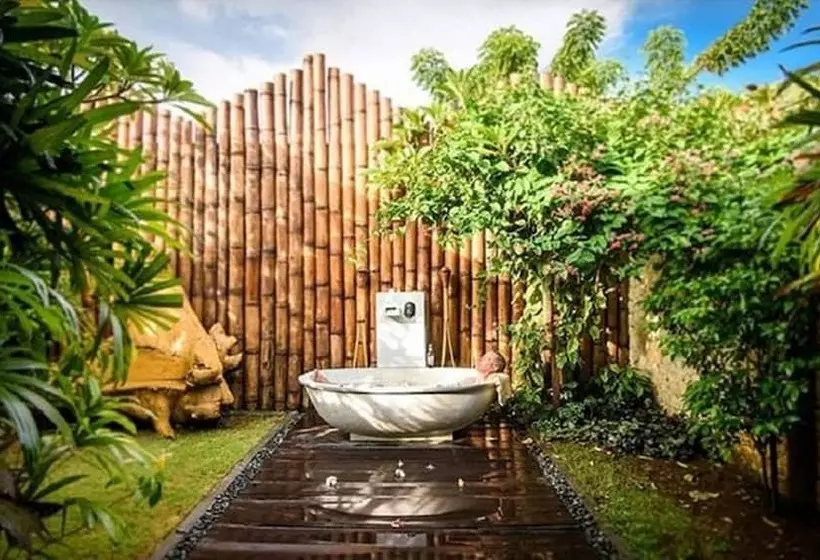 Fotos del hotel Ngeluwungan Boutique Villa:  25